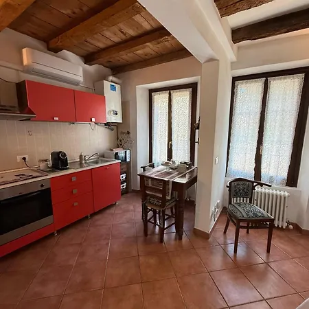 Il Cuore Del Castrum 1 Apartment *