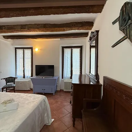 Apartment Il Cuore Del Castrum 1