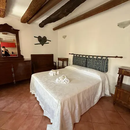 Il Cuore Del Castrum 1 *